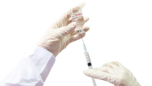 Pozew o natychmiastowe wstrzymanie szczepień przeciwko COVID