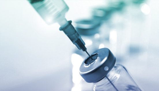 Analiza VAERS ujawnia, że CDC i FDA zatuszowały setki poważnych niepożądanych zdarzeń związanych ze szczepionkami przeciw COVID
