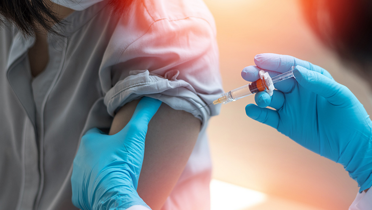 Badanie: Większość zgonów spowodowanych szczepionką Pfizer przeciwko COVID występuje w ciągu pierwszych 10 dni od wstrzyknięcia