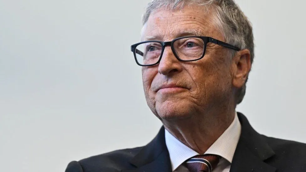 Bill Gates ujawnia plan nowej serii zastrzyków opartych na genach, które będą skierowane do Afryki