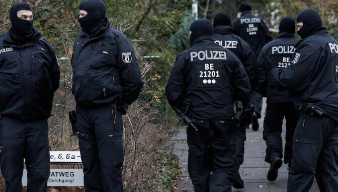 Niemiecki rząd przyznaje, że otwarte granice zawiodły: „Ten kraj nie jest już bezpieczny”