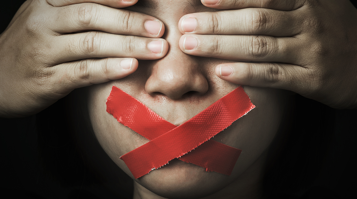 Globalny kompleks cenzury: W jaki sposób Stany Zjednoczone, NATO i organizacje pozarządowe ograniczają wolność słowa