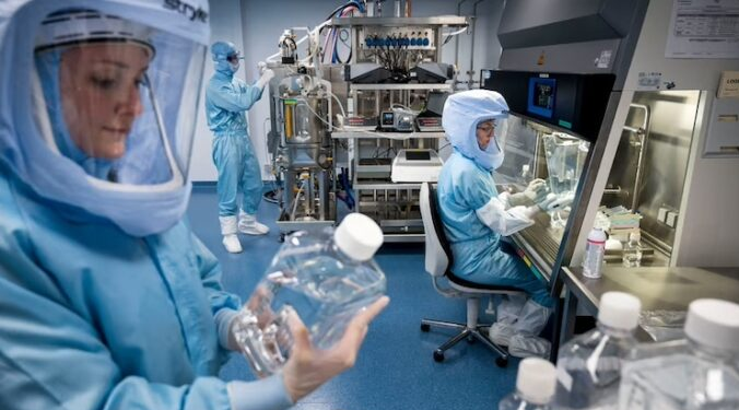 Największy na świecie producent szczepionek opracowuje nową pandemiczną szczepionkę przeciwko chorobie X z wykorzystaniem DNA owadów
