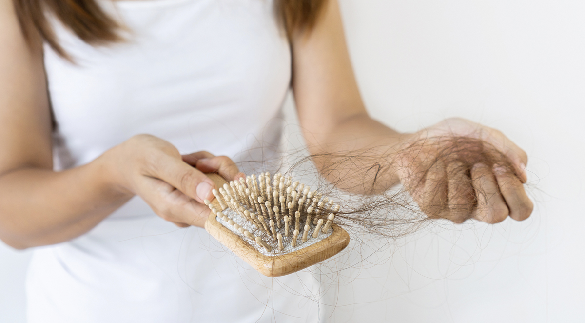Co można zrobić w przypadku rozproszonego wypadania włosów i niedoborów składników odżywczych?