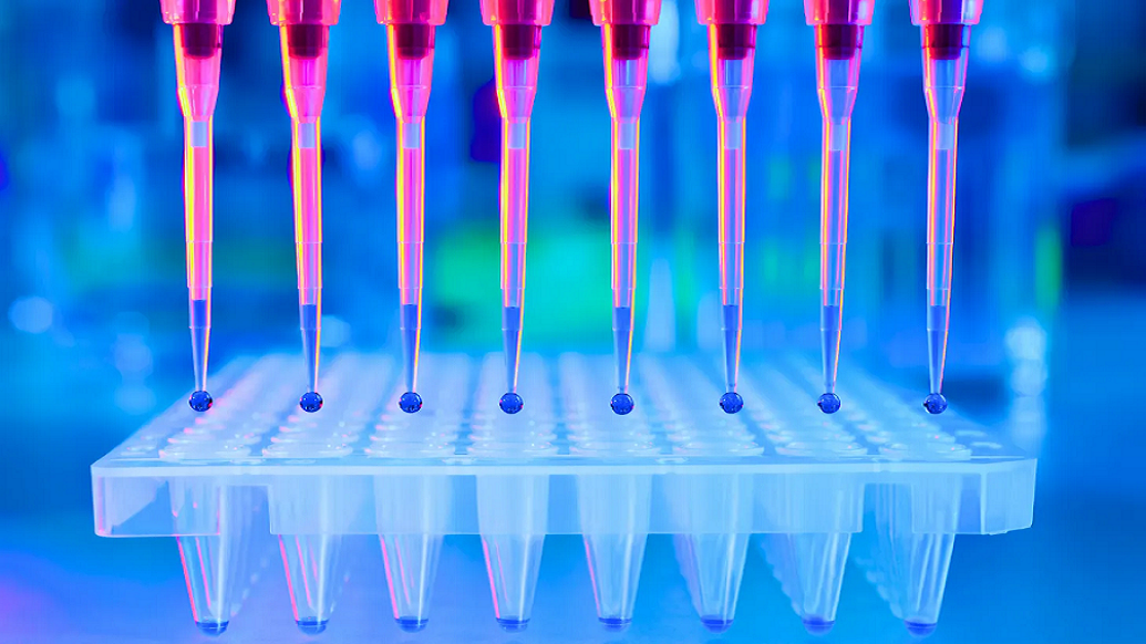 Szczepionki przeciw grypie zawierają RNA, które powodują pozytywne wyniki testów PCR