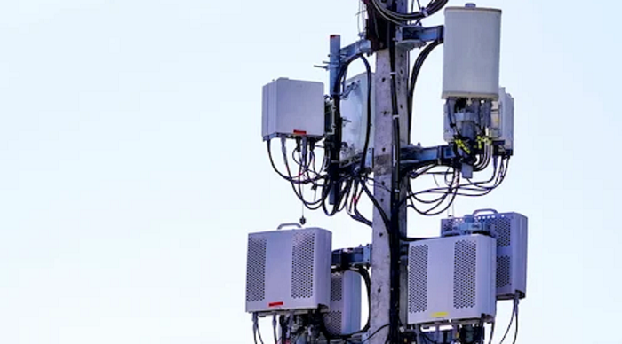 NOWE BADANIE: Mieszkanie w pobliżu wieży komórkowej związane ze wzrostem liczby białych krwinek porównywalnym do palenia tytoniu