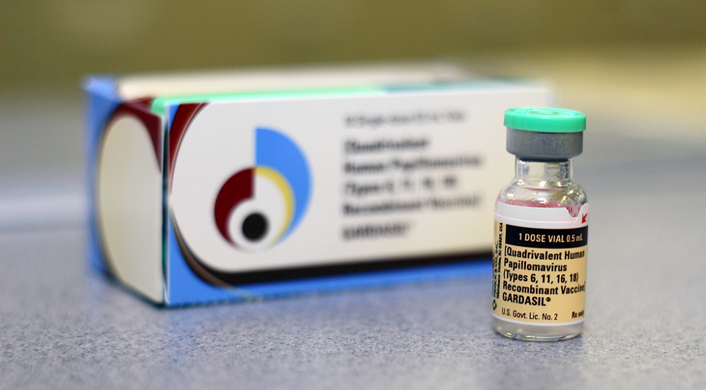 Rodzice odrzucają szczepionkę przeciwko HPV, ponieważ badania wskazują na przypadki autoimmunizacji, zgony i nadużycia regulacyjne